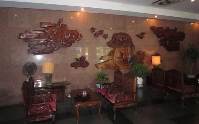 Halong Bay - photo 2
