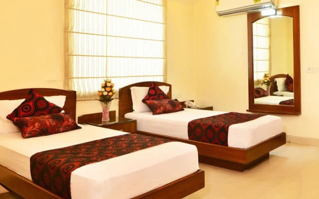 Hotel Shipra International - photo 3