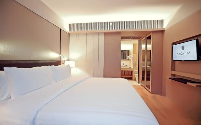 Arcadia Suites Bangkok - photo 4