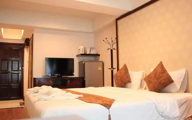 Maleez Lodge Hotel and Restaurant - photo 5