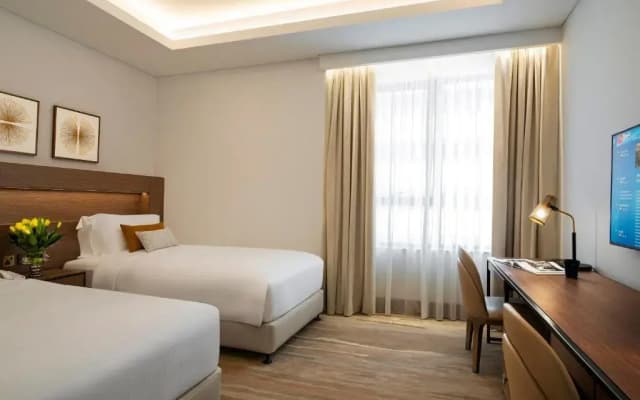 Al Jaddaf Rotana Suite Hotel - photo 4