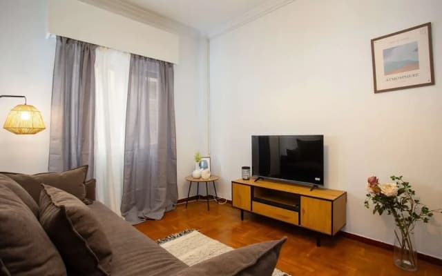 Central Athens Fully-equipped Getaway in Victoria - photo 5