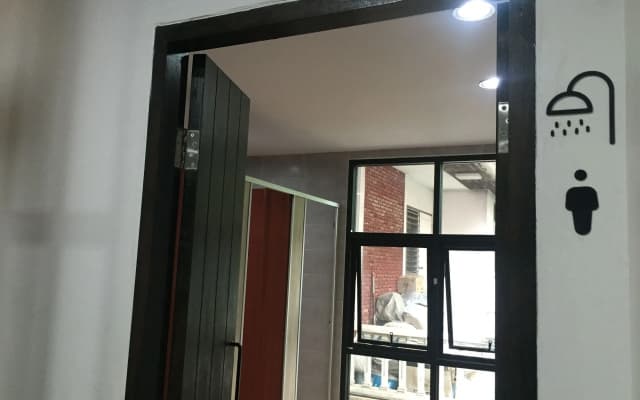 Feel Good Bangkok Hostel - photo 3