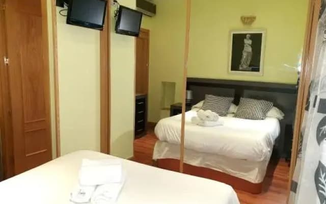 Apartment With in Madrid With Wifi - photo 4
