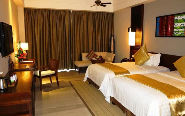 Crowne Plaza Danang by IHG - photo 5