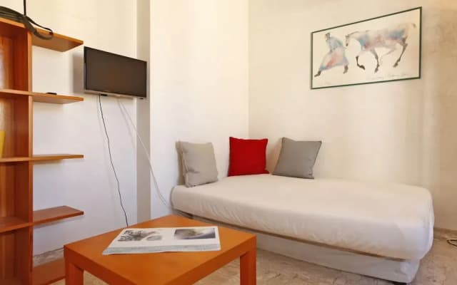 Grand Studio 30m² En Centre-Ville À Nice - photo 4
