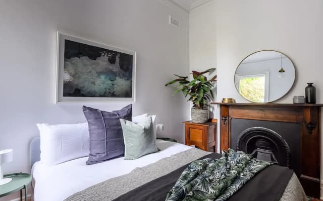 ADDERLEY A Striking 1880s Remodeled Victorian - photo 4