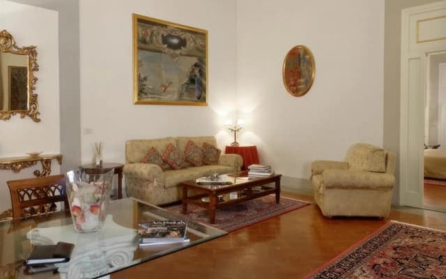Palazzo Magnani Feroni - photo 3