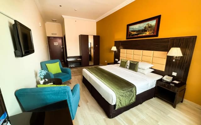 Fortune Hotel Deira - photo 4