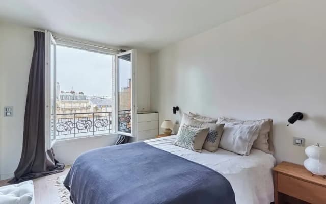 Charming Apartment 1 Bedroom Heart 16th in Paris - photo 3