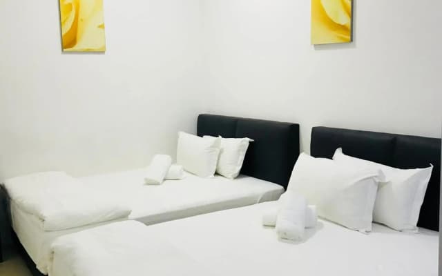 H-Hotel - photo 4