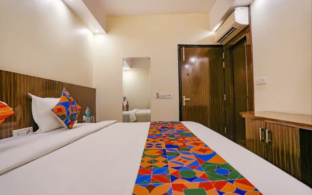 Via Kapashera Residency - photo 4