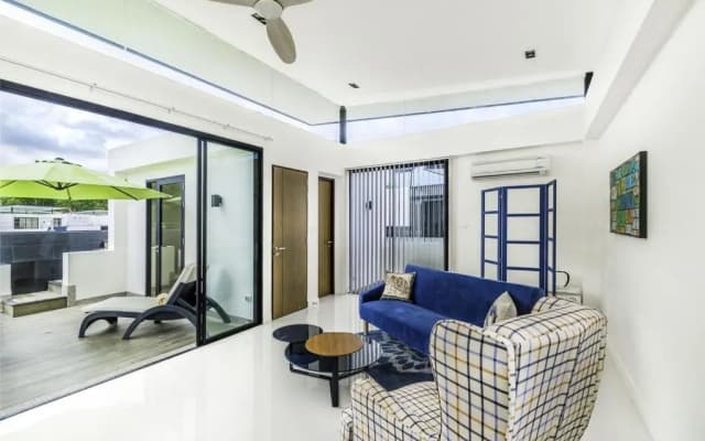 Laguna Park Villa - photo 2