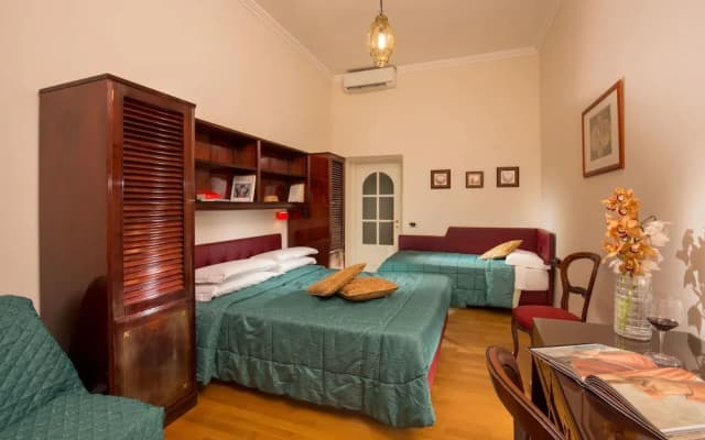 Vatican Suites Apartments - photo 5