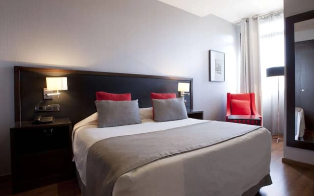 Suites Center Barcelona - photo 3