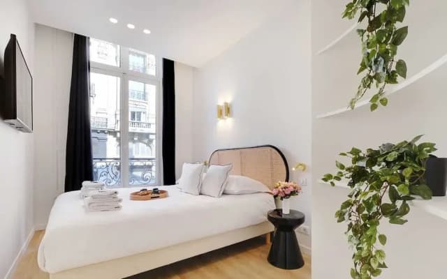 Charming Apartment - 3br/8p - Le Marais - photo 3