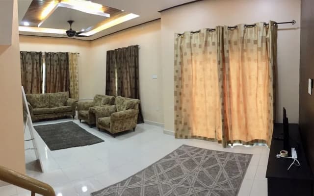 Lily Homestay Kangar - photo 2