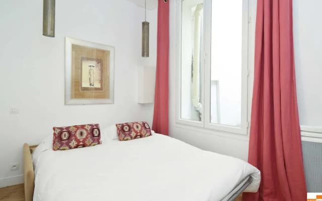 S02199 - Pretty Studio for 2 People in the Heart of the Montorgueil Neighborhood - photo 3