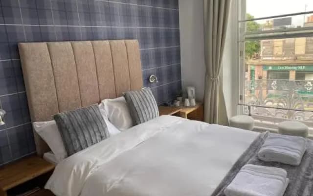 29 Guest House - photo 4