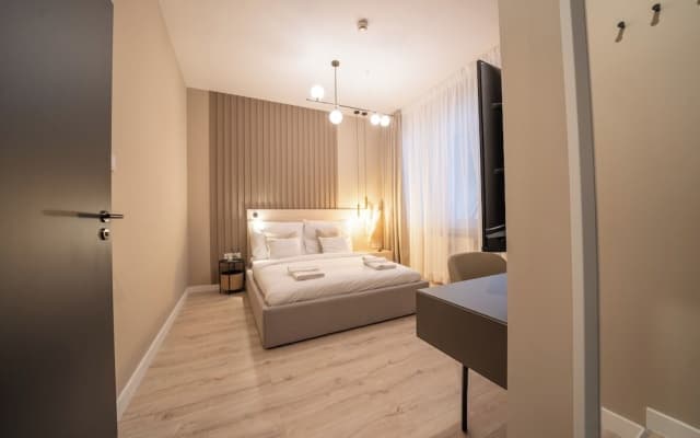 Károly Boutique Suites, Best Location by BQA - photo 2