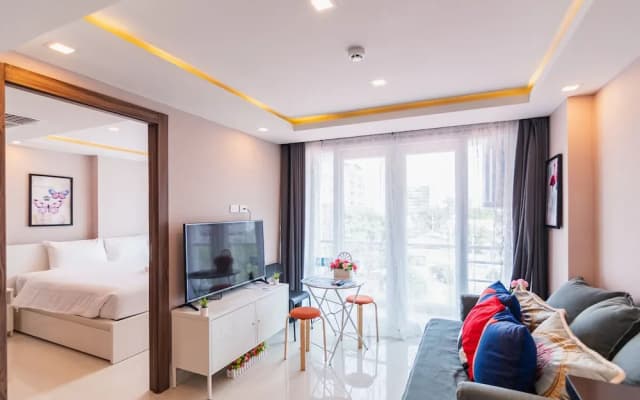 Centara Grand Avenue by Pattaya Holiday - photo 4
