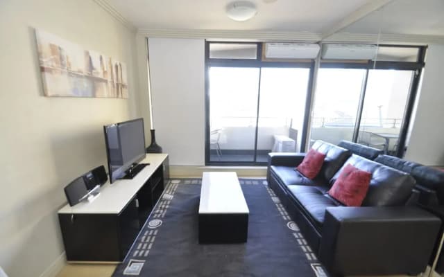 Pyrmont Modern Jones Bay Apartments - photo 4