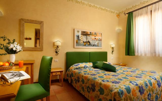 Hotel Santa Maria - photo 4