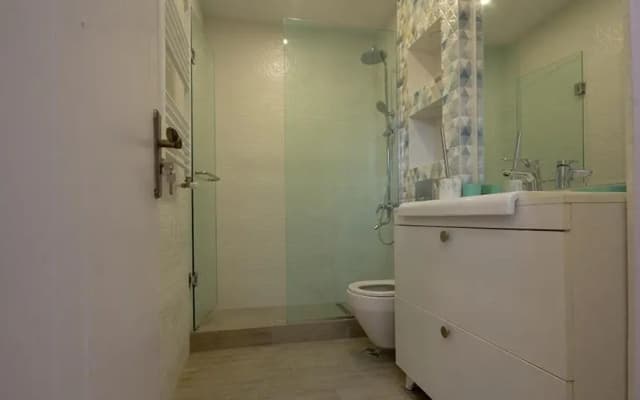 Studio with balcony on Melikishvili, city center - photo 5