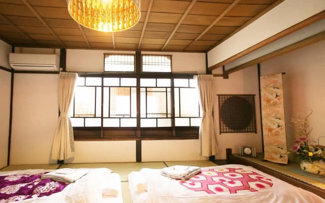 Guesthouse Hana Nishijin - photo 4