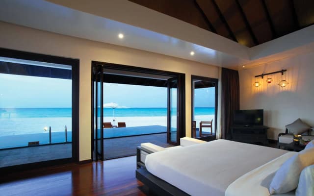 Atmosphere Kanifushi - All Inclusive with Free Transfers - photo 4