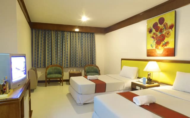 Silom Avenue Inn - photo 3
