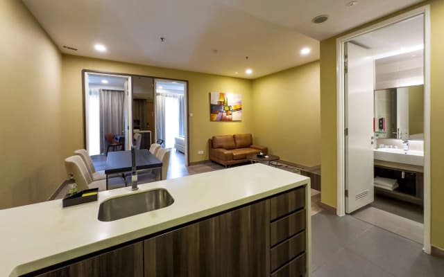 Ramada Suites by Wyndham Kuala Lumpur City Centre - photo 4