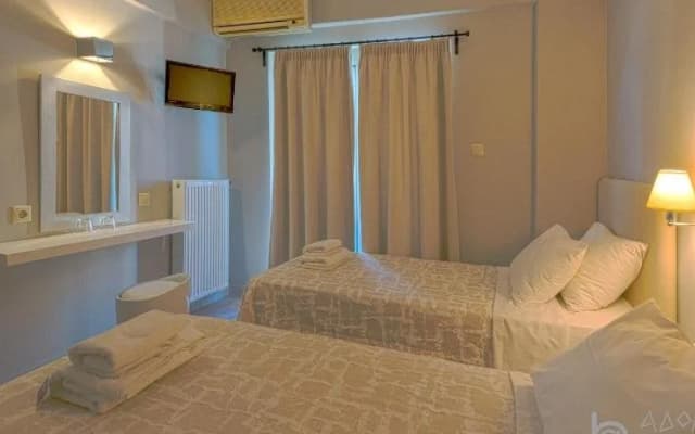Hotel Adonis - photo 3