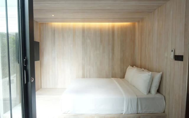 Container Hotel - photo 4