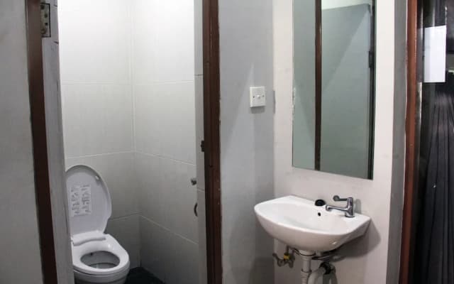 Hotel Sunset Capsule Hostel - photo 4