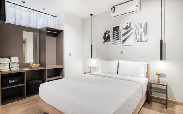 Athenian Heart Suites - photo 2