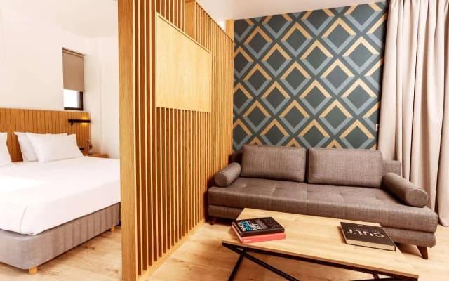DAYS City Suites Athens - photo 3