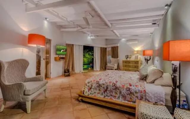 La Villa Oberoi - photo 3