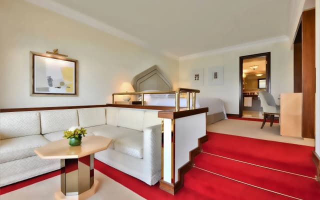 Sheraton Grand Doha Resort & Convention Hotel - photo 4