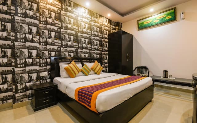 OYO 1908 Hotel Universe Inn - photo 3
