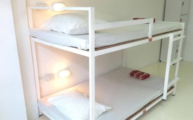 Dee Marc Hostel - photo 3