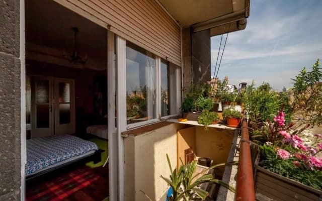 Lonyay Street Apartment - photo 5