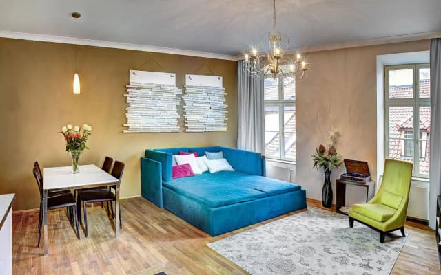 4 Arts Apartments by Adrez Living - photo 3