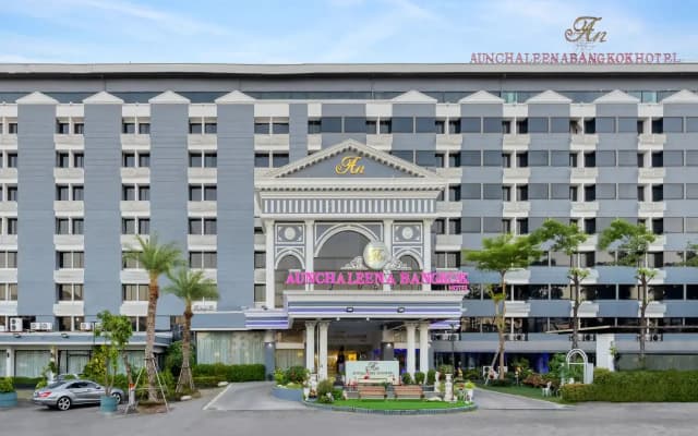 Aunchaleena Grand Hotel Wing B - photo 2