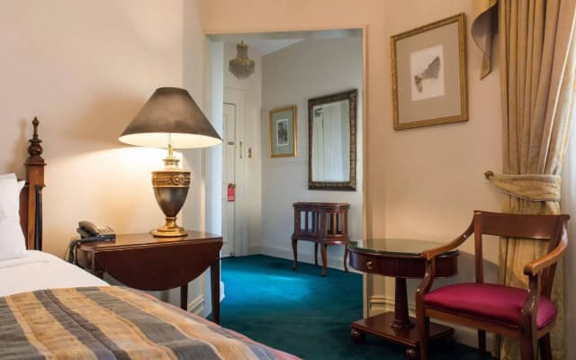 Manor Boutique Hotel - photo 5