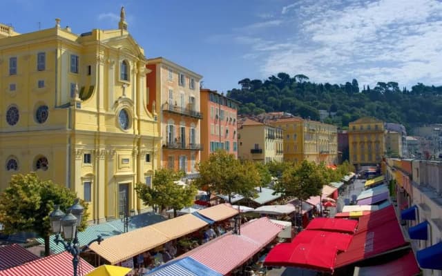 Plein centre Appartement climatisé et spacieux avec grande terrasse sur le toit à Nice - photo 2