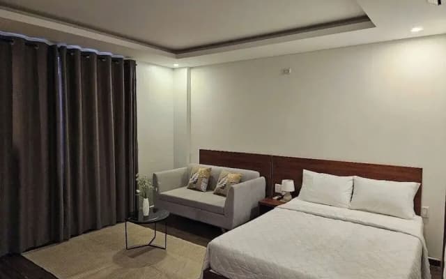 Bear Hotel & Homestay 2 - photo 4