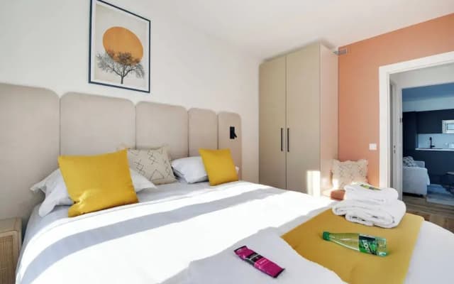 Chic Apartment - 1br/4p - Sacre-coeur - photo 2