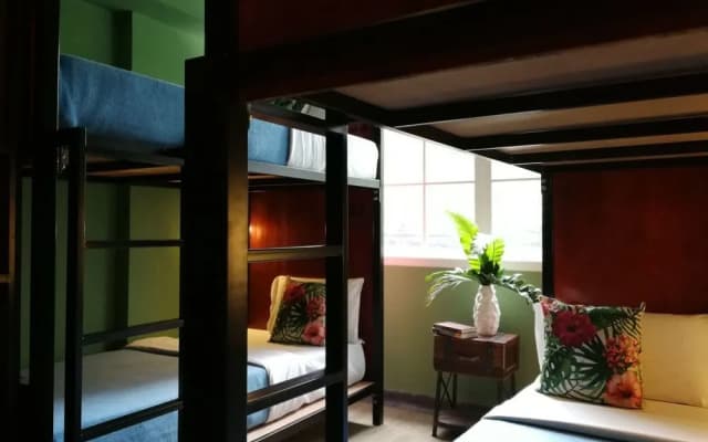 Miami Hostel Sukhumvit - photo 4