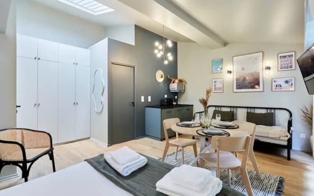 Charming Studio Center of Paris With AC - photo 2